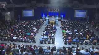 Detalles HISD kicks off training camp to help recruit and keep teachers Actualización