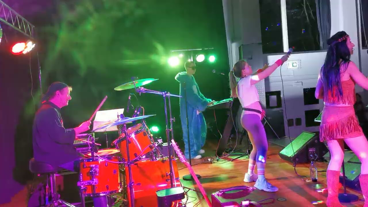 Bühnen-livecam Fasching 2026 Schlager-Edit, Partyband Starlights