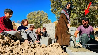 Download Lagu Nomadic Life; Building a Kitchen Filled with Love MP3