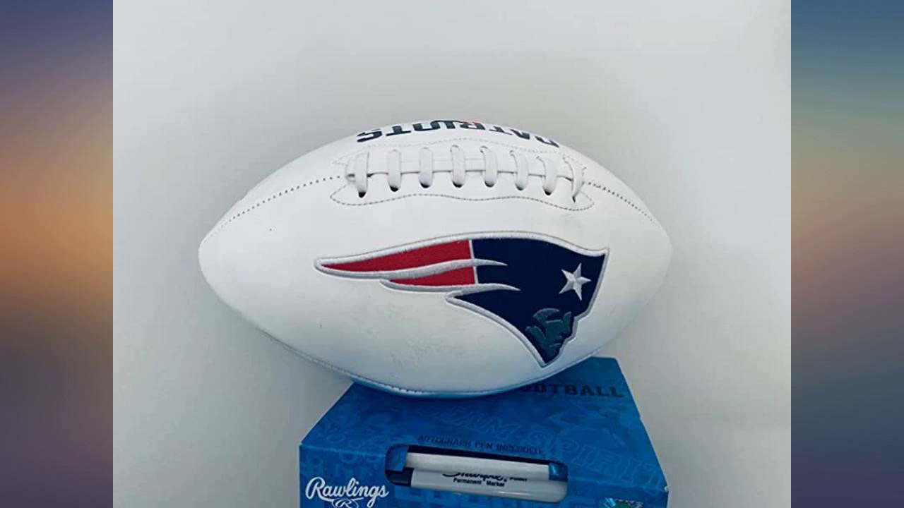 Garrett Wilson Signed Jets Logo Football (JSA & Players Ink) | Pristine