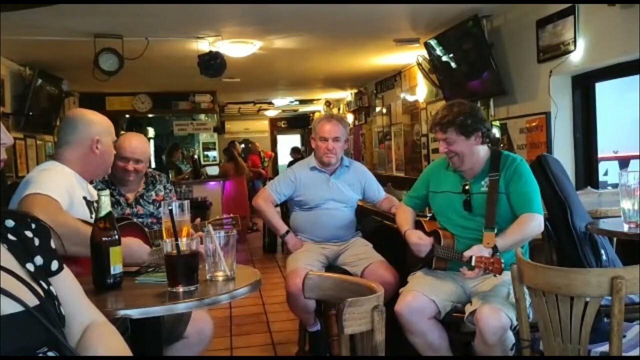 Dicey Reillys bar Lanzorate 11/11/22 YouTube