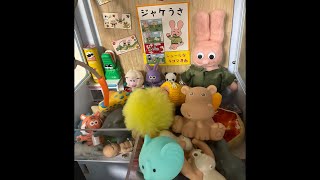 LIVE Claw Game Featuring Jacket Bunny