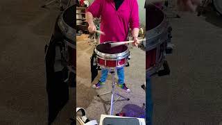 Tiny Marching Snare Drum - Pearl FFXM Championship Maple #drumline #marchingband #evansdrumheads