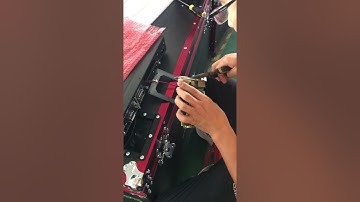 How to put the card  sender  MSD300-1 in to Video Processor U1