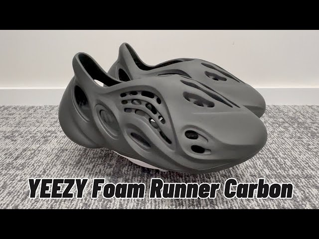 Yeezy Foam Runner 'Carbon' 11
