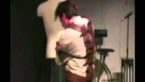 StevetheSleeve-StraitjacketEscape.wmv