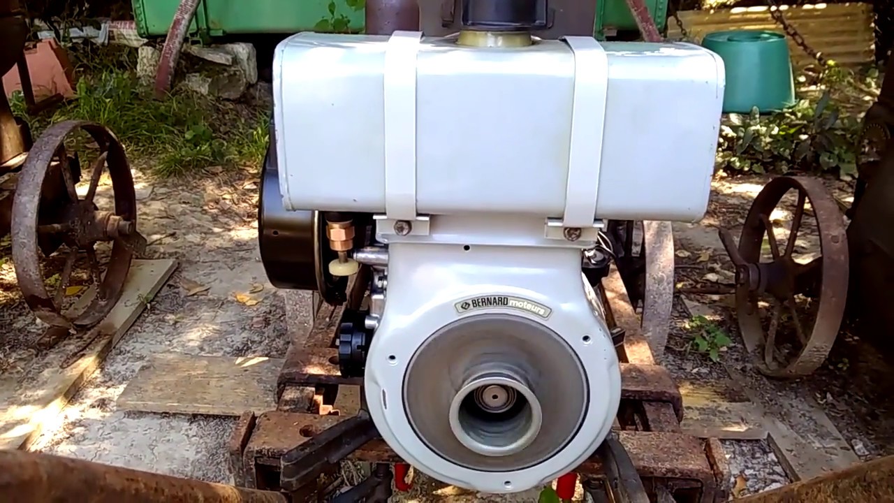Moteur Bernard 417 de 1980 YouTube — free download