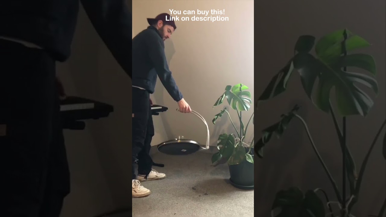 Single Handed Easy to Use Serving Tray | Amazon gadgets you need 