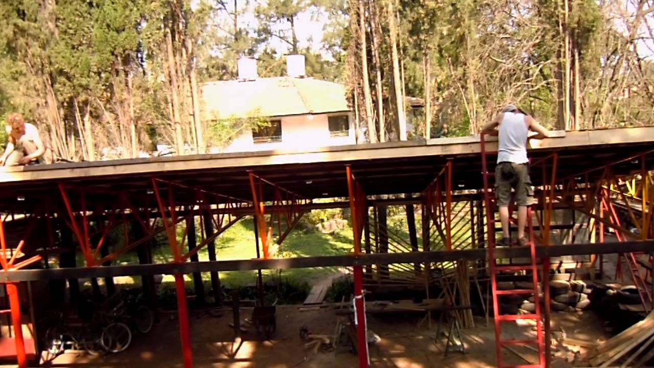 Casa Creciente August/September Deutsch/Español 2011