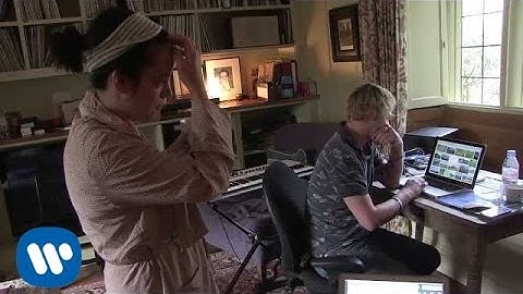Lily Allen - Recording Session with Kid Harpoon (Behind The Scenes)