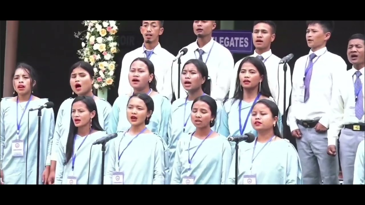 Standing choir Mawkynrew Presbytery:jingiaseng thung synodpdengpura haBalangPresbyterian Laitumkhrah