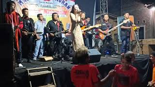 Download Lagu RONETA - ANTARA TEMAN DAN KASIH - Bunga Novia MP3