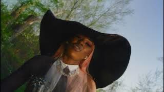 Roxxy - Top Class (Official Music Video)
