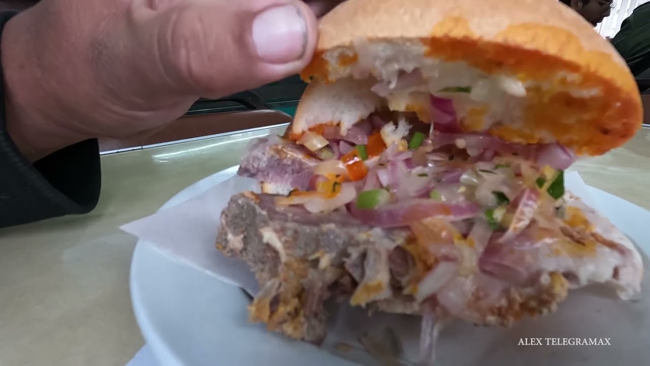 Antigua bodega de Lima : CARBONE