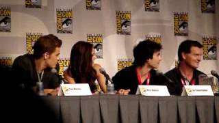 Vampire Diaries at Comic-Con 2010 Part 2 "Damon Dance"