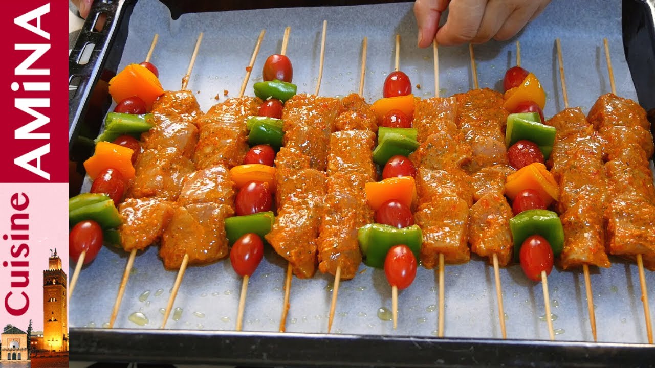 طريقة احترافية لتحضير قطبان الدجاج فالفرن بصوص خاصة بالمطاعم الكبرى مع سلطة وتقديم جد رائع