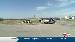 Two-car crash leaves 1 dead, 2 hospitalized south of Holton
