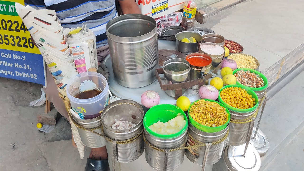 Kolkata Special Bhelpuri Rs. 20/- Only l Laxmai Nagar l Delhi Street Food | INDIA EAT MANIA