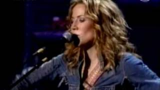 Sheryl Crow - Every Day Is a Winding Road - live - 2002 - lyrics chords