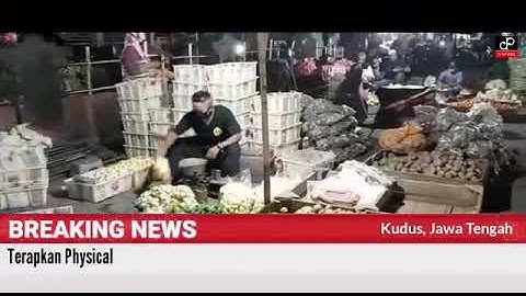 Sesuai Physical Distancing, Pedagang Sayur Pasar Bitingan Di Beri Jarak