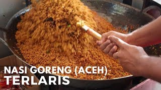 NASI GORENG PALING ENAK GAK PERNAH SEPI | Indonesian Street Food
