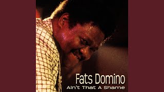 Vignette de la vidéo "Fats Domino - Sentimental Journey"