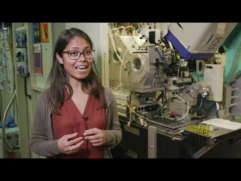 Using X-ray Light to Study Solar Materials at the Advanced Light Source