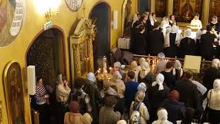 Singing Oxios for deacon ordination in Russian Orthodox Church