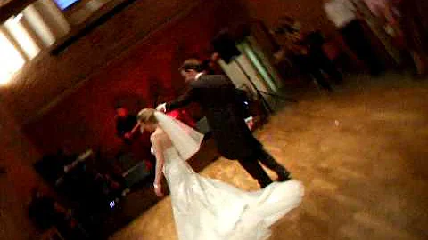 Adrian and Helen Hendry's First Dance