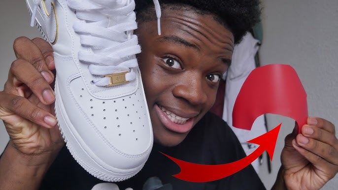 COMMENT ENLEVER LES PLIS DE SES PAIRES ? 👟 ( How To Get Creases Out Of Air  Force 1's) - AKA LENNY 