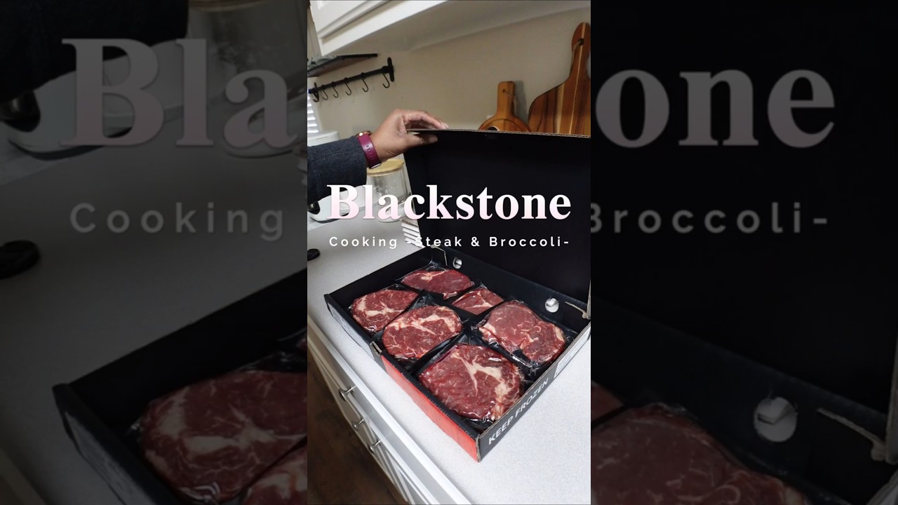 Стейк, брокколи и рис 