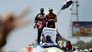 Namaz Kılan Grubun Üzerine Ateş Açıldı, En Az 40 Yaralı