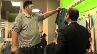 Americas Tallest Man Goes Shopping In Nyc