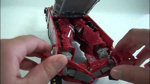 Transformers Dark of the Moon Leader Class Sentinel Prime Review