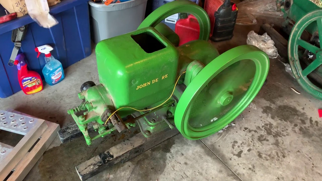 John Deere model E 3hp hit and miss engine - YouTube