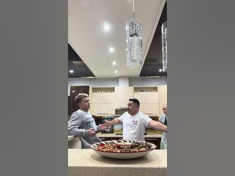 Сынок, побрей её! - YouTube
