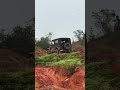 എന്നാൽ പിന്നെ കയറ്റിയിട്ട് തന്നെ കാര്യം 😃 #automobile #tharoffroad #offroadsuv #offroad #suv4x4
