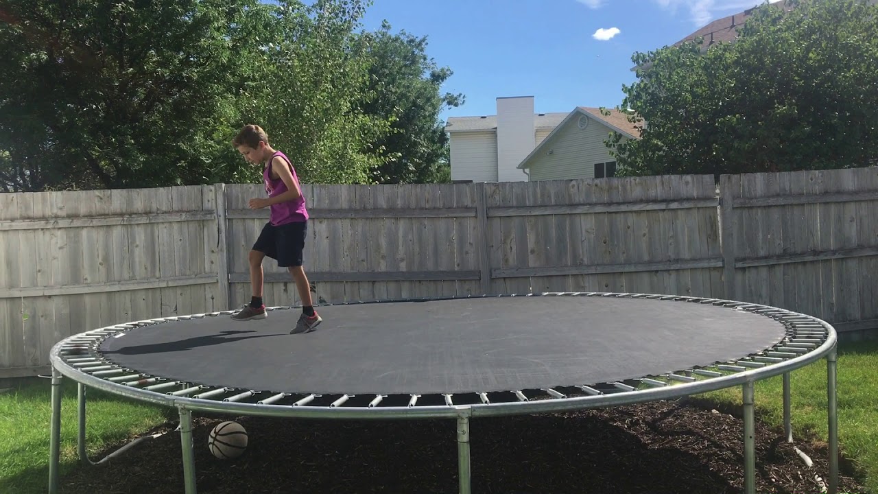 The top 5 easiest trick to do on a trampoline - YouTube