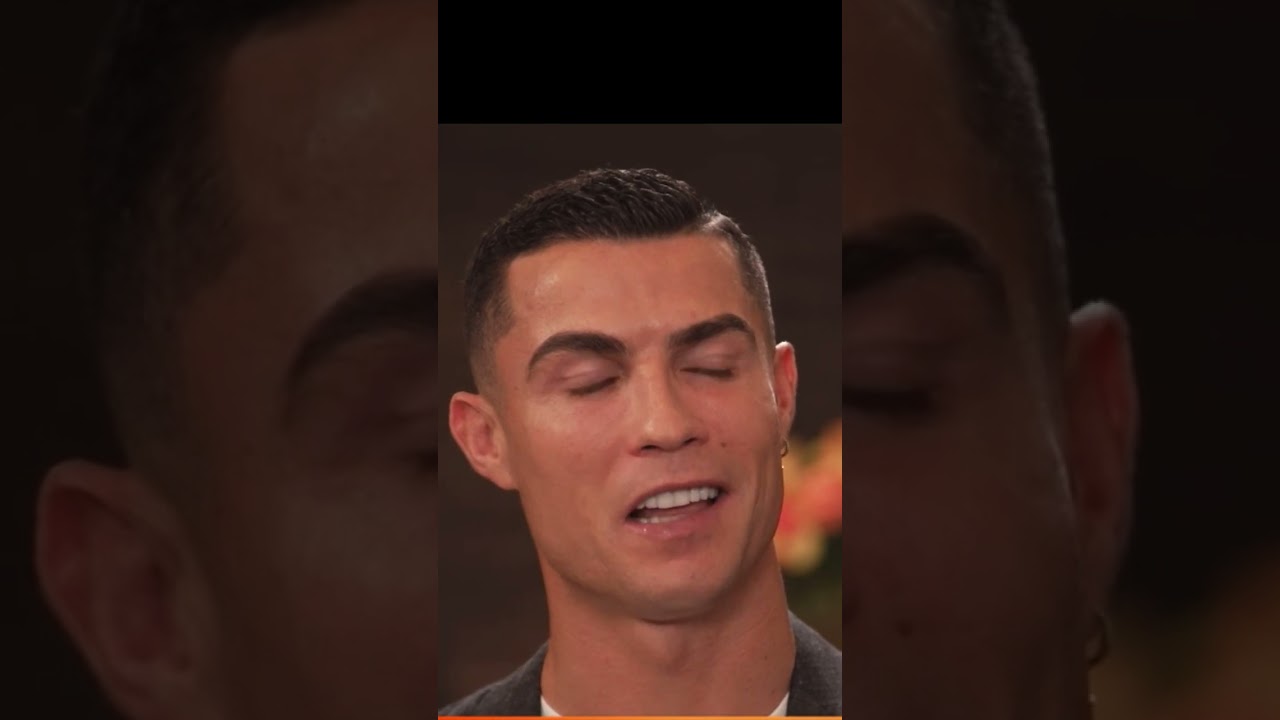 Cristiano Ronaldo talks to his son and daddy’s ashes ❤️