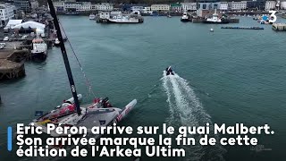 Eric Péron Arrive Sur Le Quai Malbert. Son Arrivée Marque La Fin De Cette Édition De Larkea Ultim
