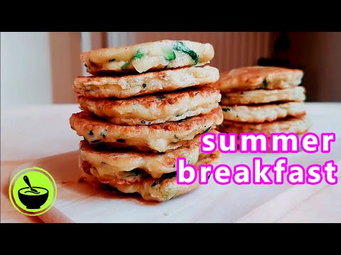 Video: Yuav Ua Li Cas Ua Zucchini Pancakes Nrog Tshuaj Ntsuab Thiab Cheese