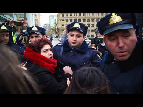 8 Mart günü Bakıda polis qadınlara qarşı zorakılıq edib