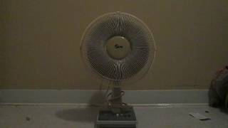 1988 Super 12' Desk Fan