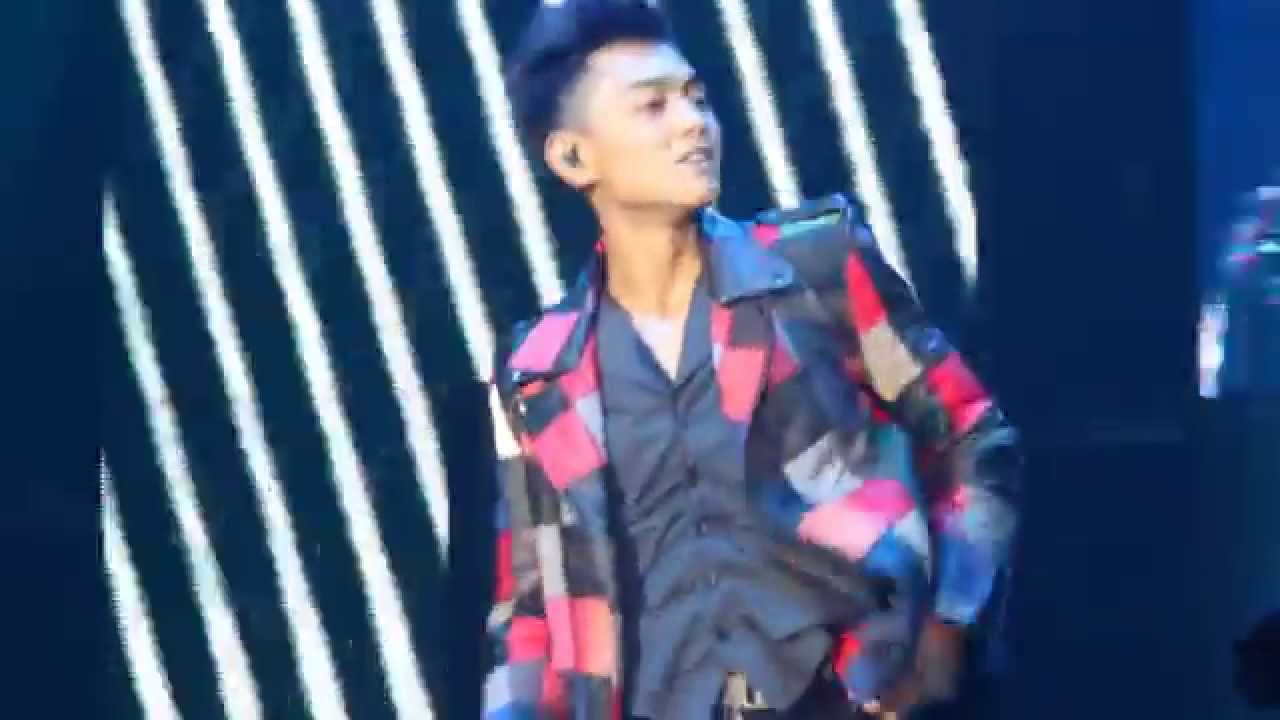 鄭俊弘 -《Black or White》@ The Red Concert 紅色演唱會 20150905