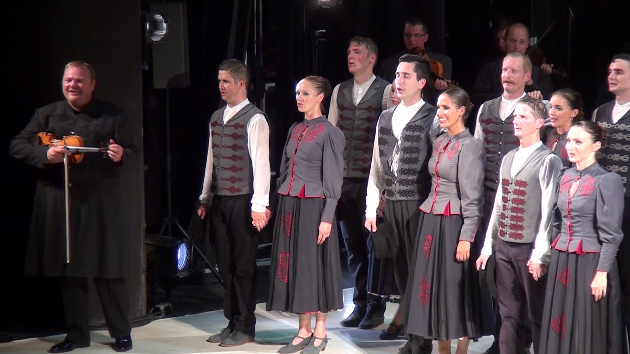 A Csitári hegyek alatt- Pál István Szalonnával