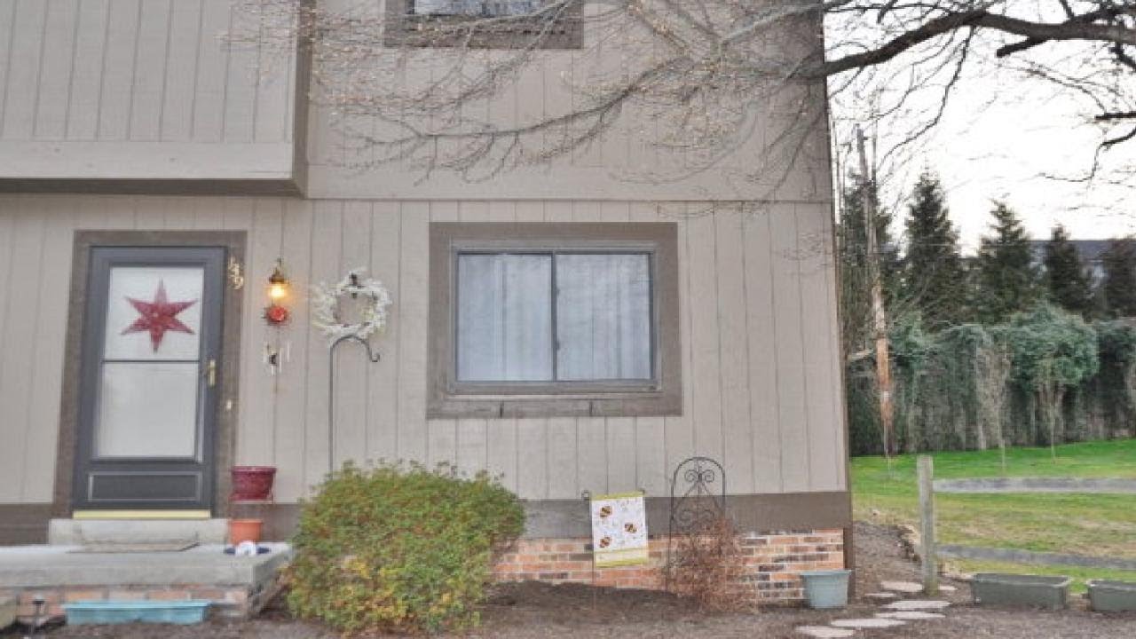 139 CHERRYWOOD VILLA, BEAVER, WV Presented by Kristy Coalson. YouTube