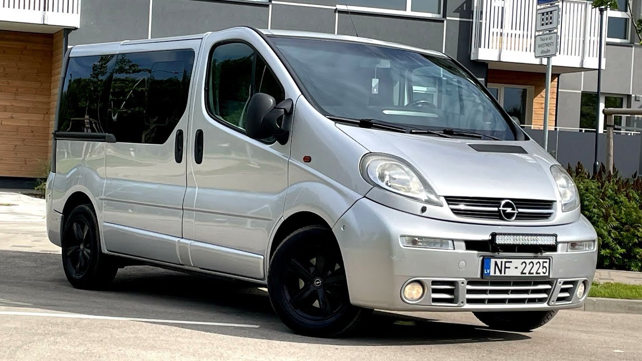 Opel Vivaro - WESTFALIA - ar gultu un galdiņu