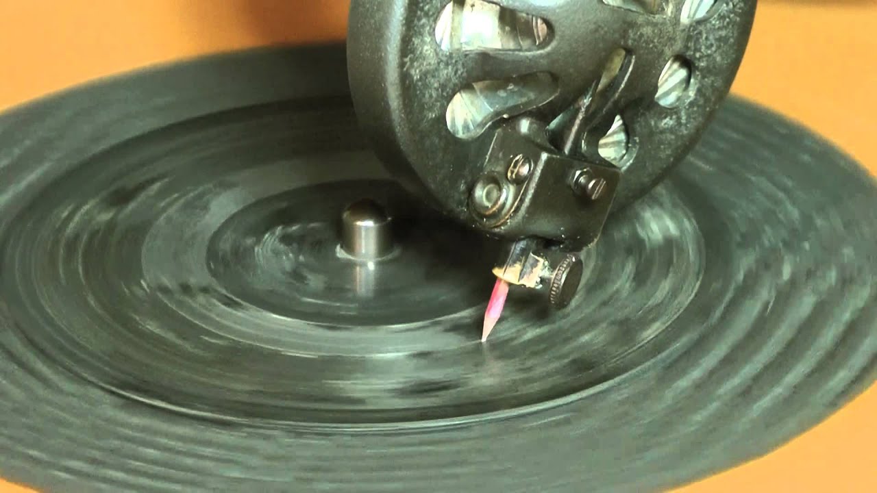 資料映像 国産最小のSPレコード?(一発撮りノイズ有大)80rpm