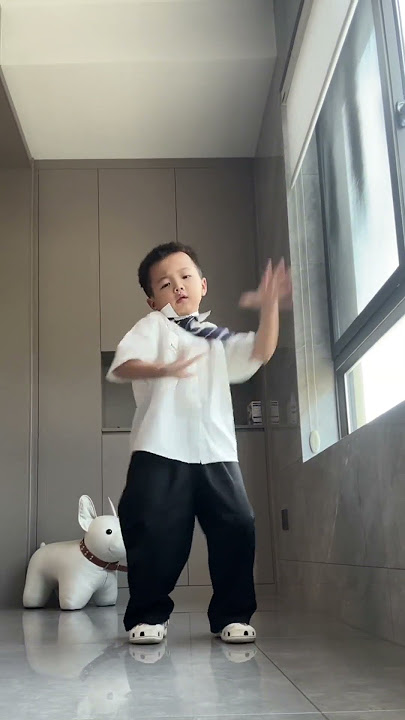 #bts ๐Wave your hand and dance with me! ๐ฅฐ#dancingbaby #dance #hiphop #cute #kpop#bts#fire