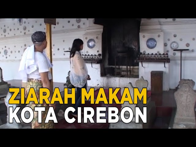 Mengunjungi makam Sunan Gunung Jati di Cirebon | JELANG SIANG class=